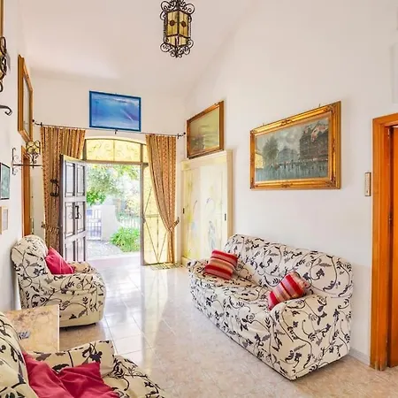 Historic Luxury * Terracina